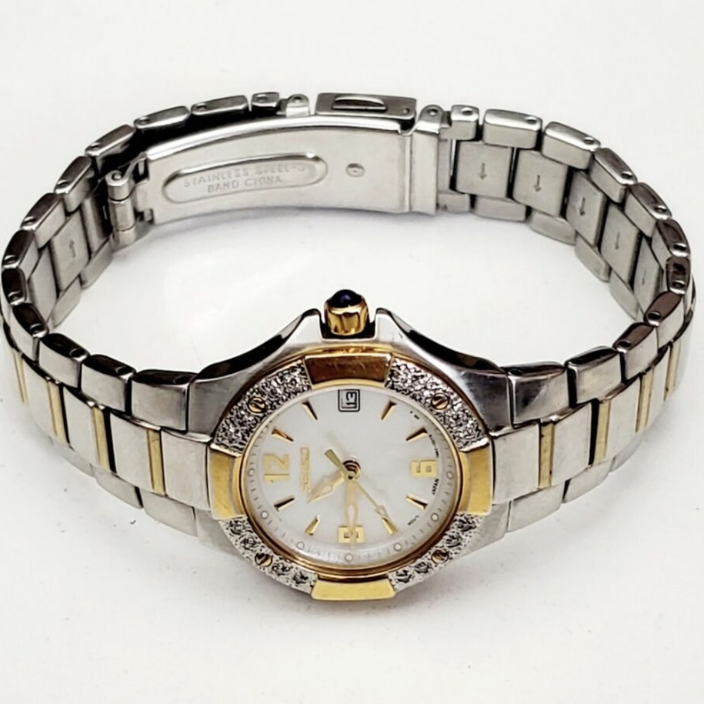 Seiko Mother Of Pearl Diamond Bezel Unique Rare Watch